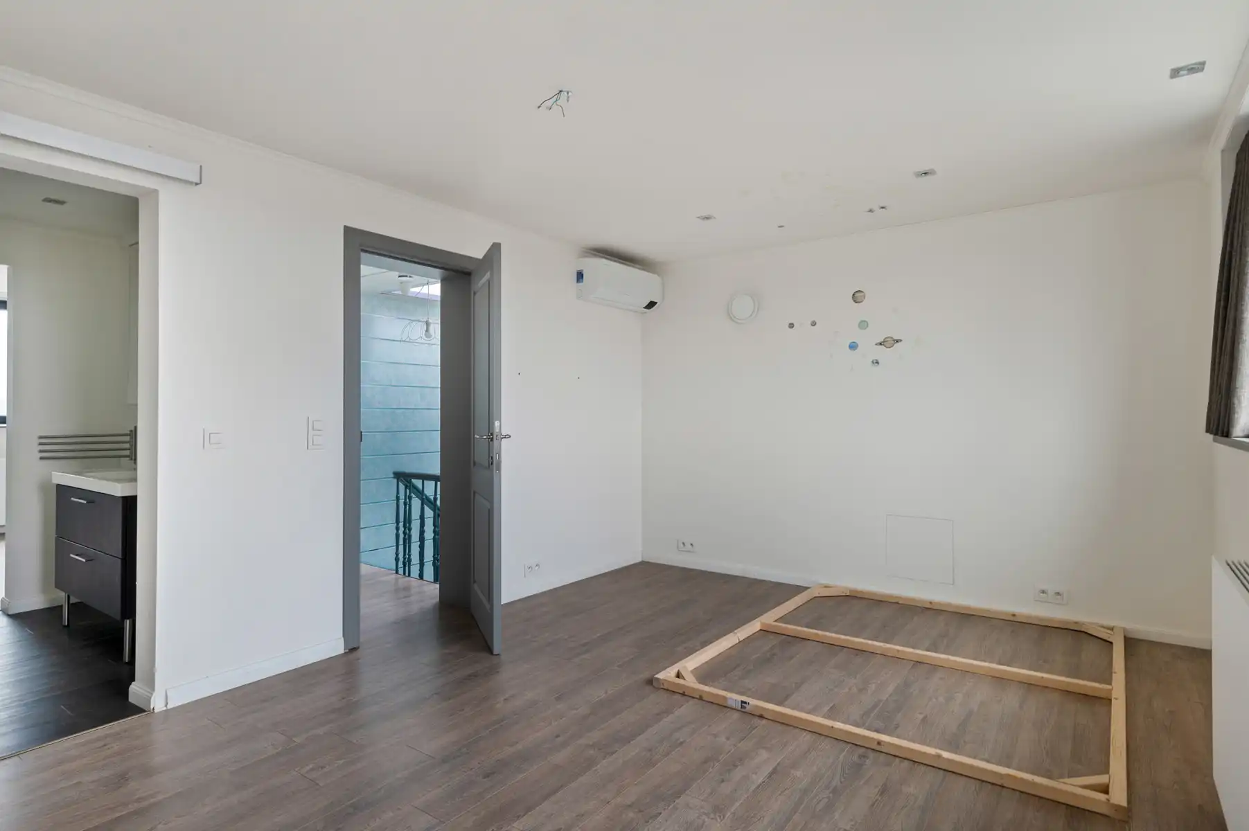 Karaktervolle herenwoning met tuin, koetshuis en veel ruimte foto 27
