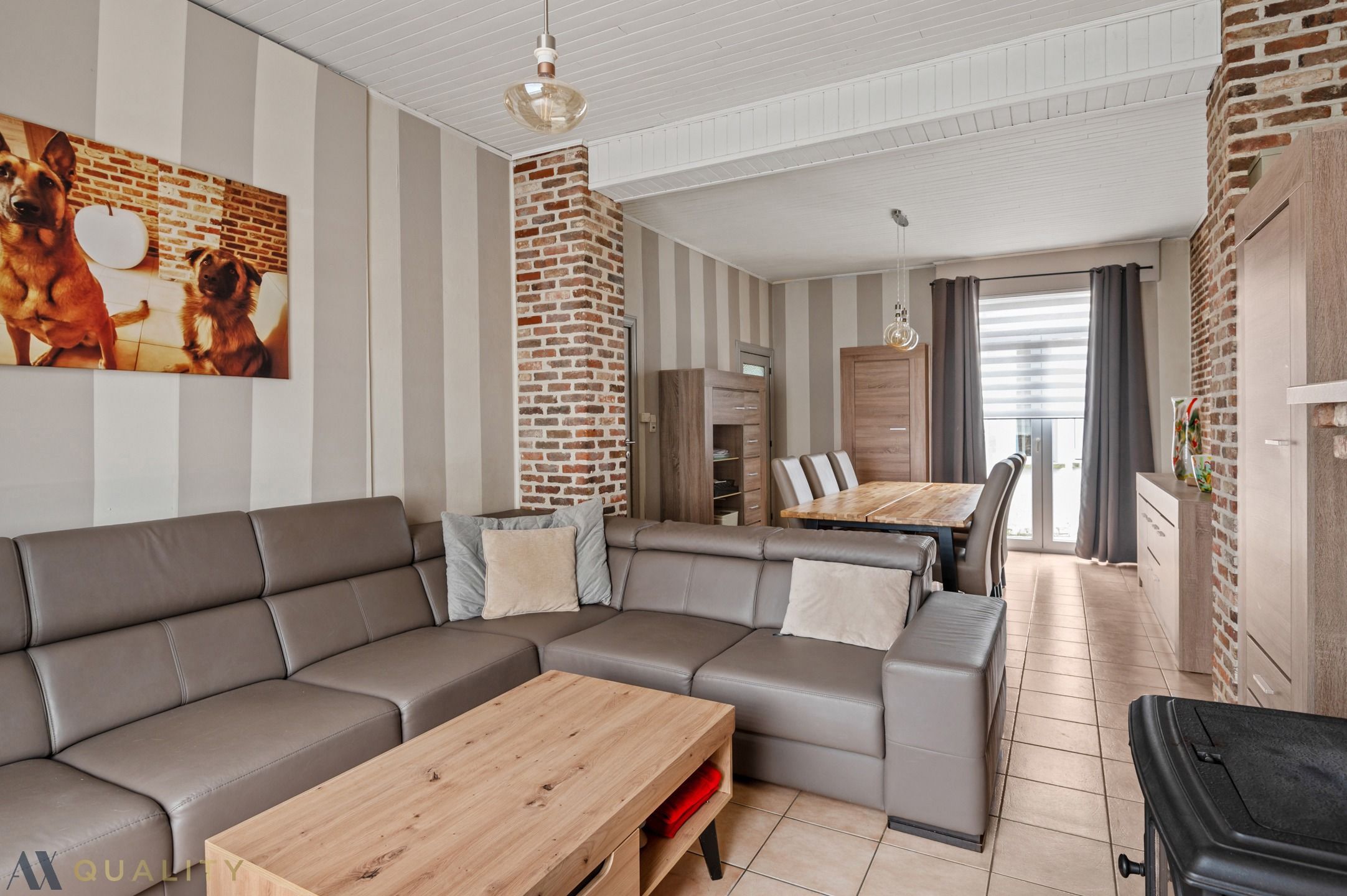 Half-open woning met 3 slpk., oprit, gar., tuin en polyvalente zolderruimte foto 5