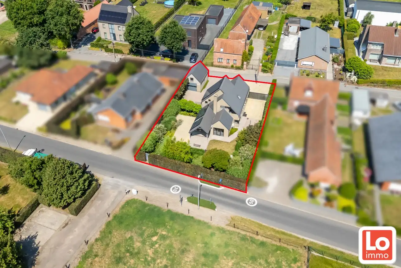 Energiezuinige open woning met inpandige én afzonderlijke garage en gezellige tuin op een rustige locatie tussen Zaffelare en Lochristi! foto 2