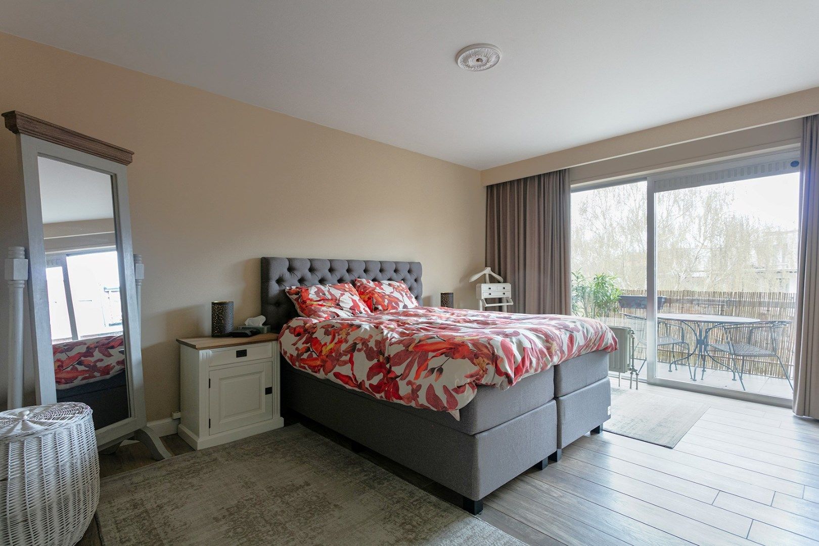Luxueus en energiezuinig appartement (129m²) met 3 slaapkamers, twee terrassen en een garagebox! foto 12