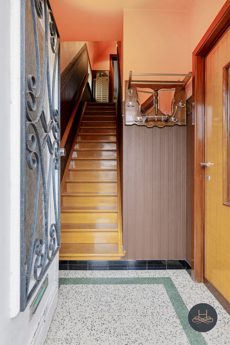 Vrijstaande, goed onderhouden woning in rustig straatje foto 4