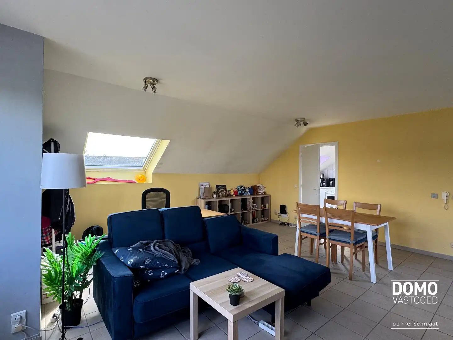 Appartement met 1 slaapkamer en parkeerplaats te huur in centrum Kuringen foto 3
