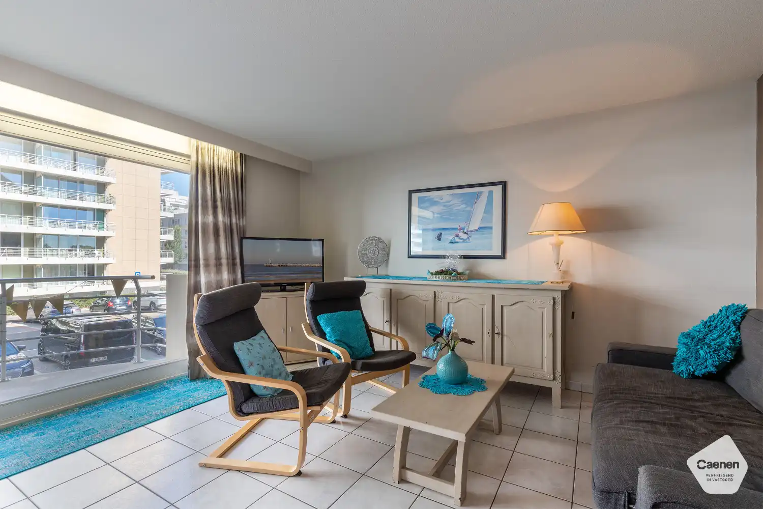 Zeer ruime studio met afgesloten slaaphoek te Nieuwpoort-Bad foto {{pictureIndex}}