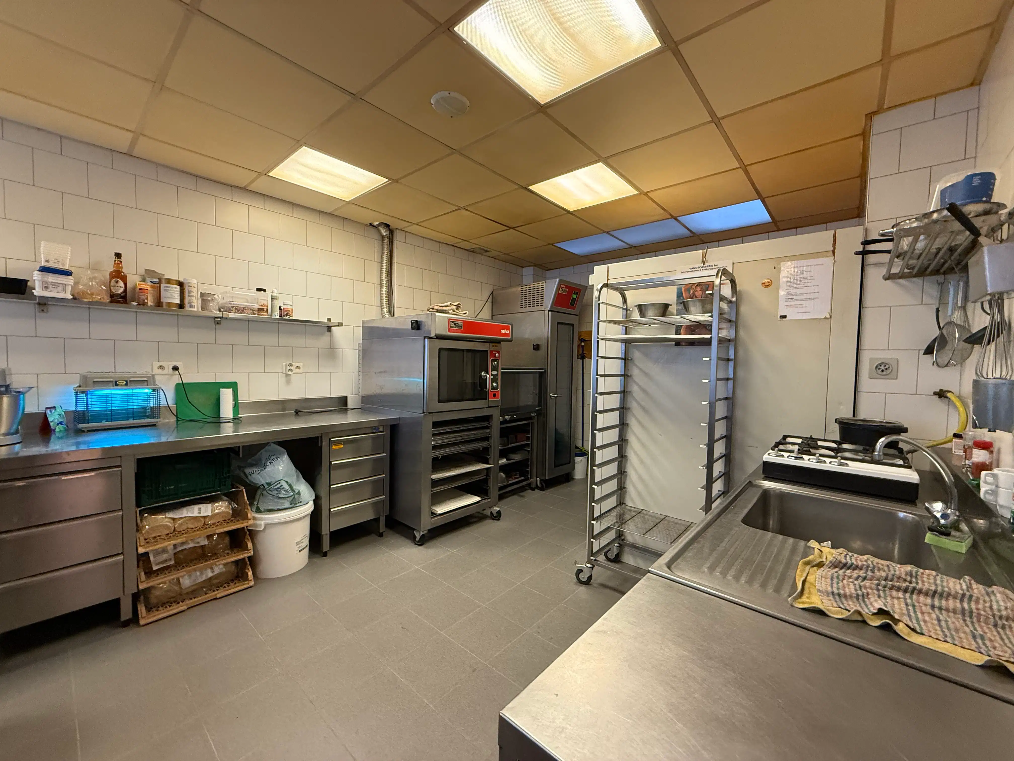 Handeslruimte 68m² foto 8