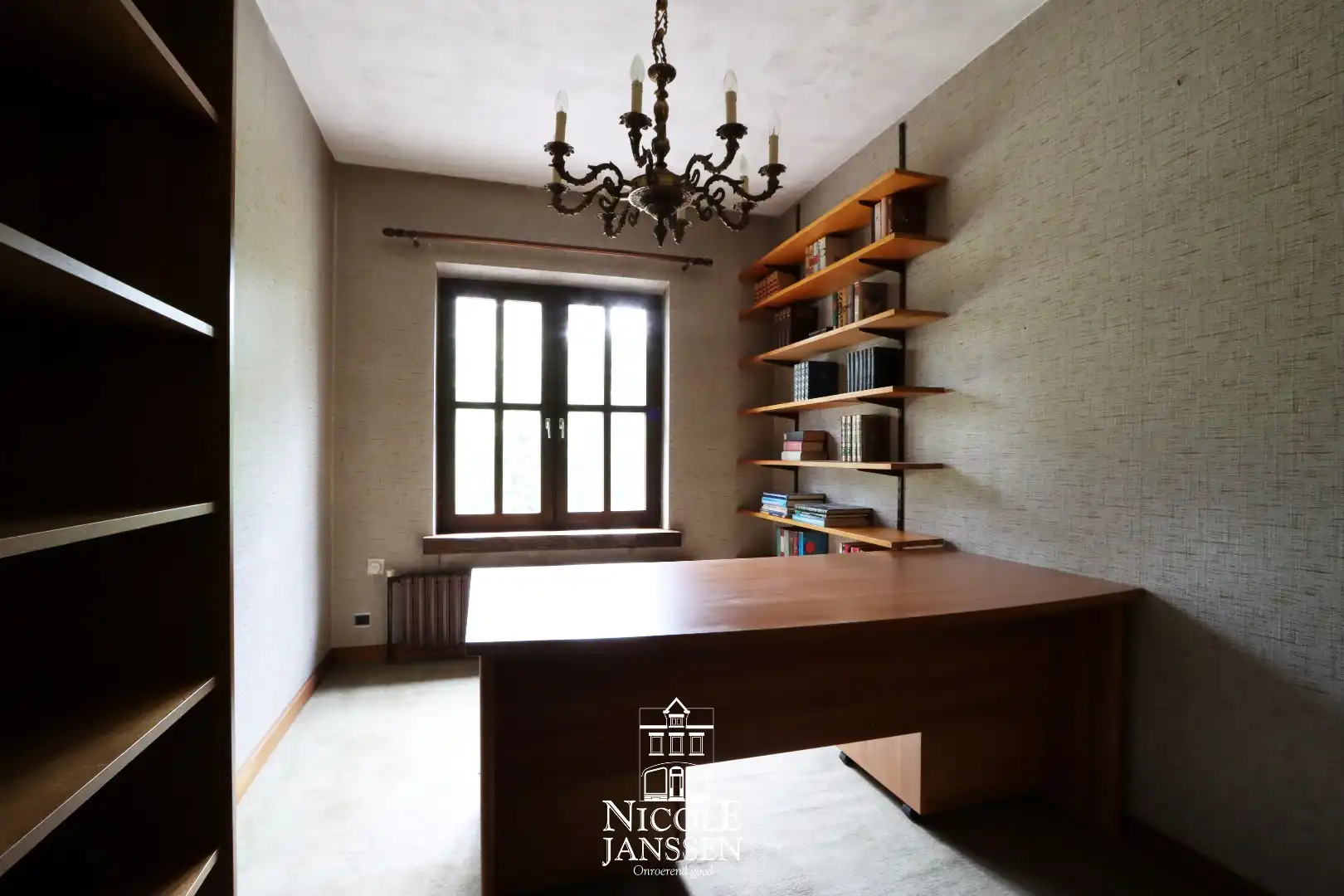 Degelijk gebouwd landhuis  foto 17