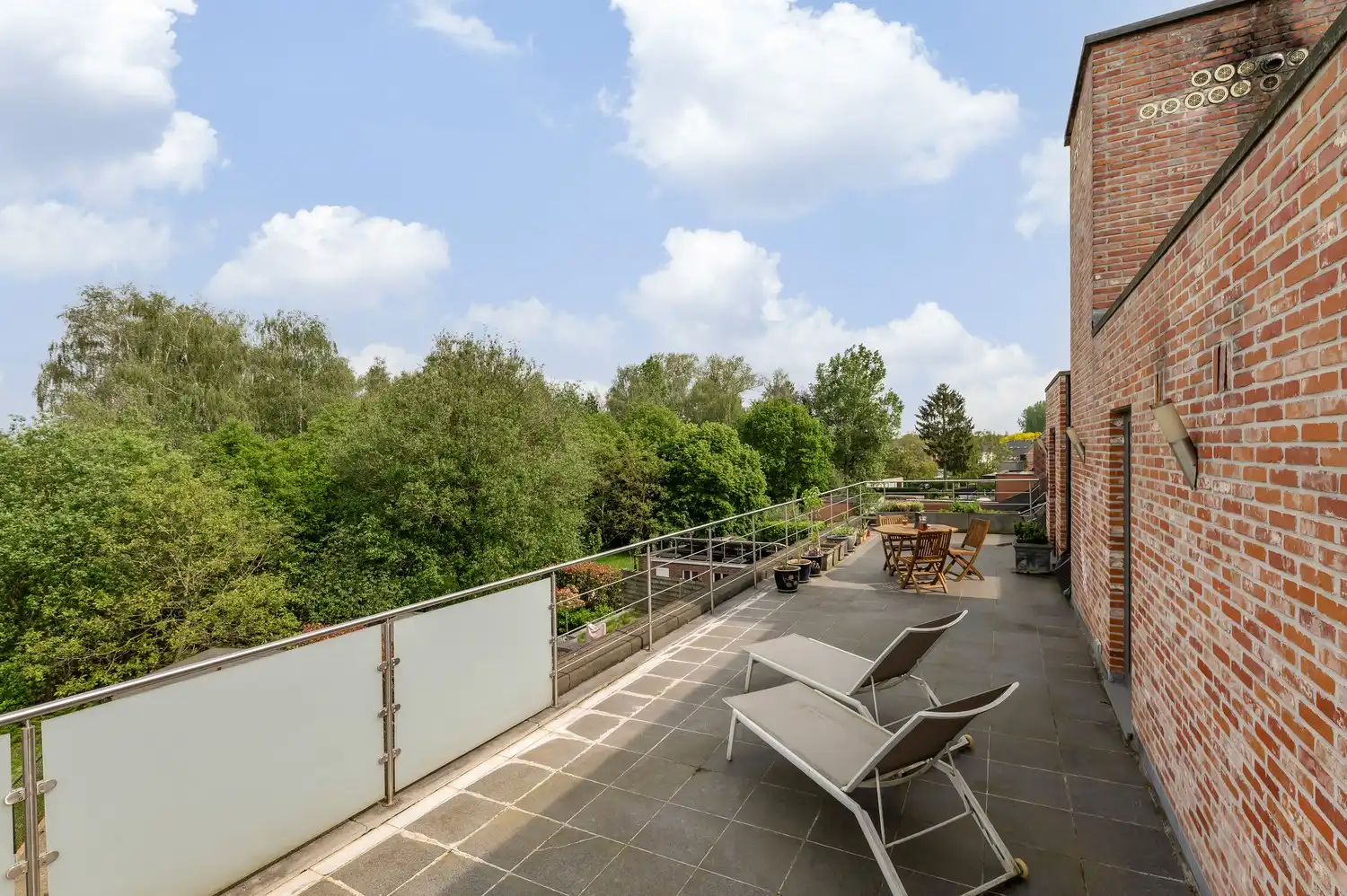 Gunstig gelegen loft met 2 slaapkamers foto 6