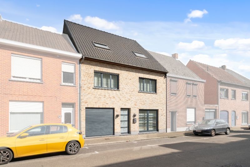 Ruime instapklare woning 5 slaapkamers op 491m² foto 2