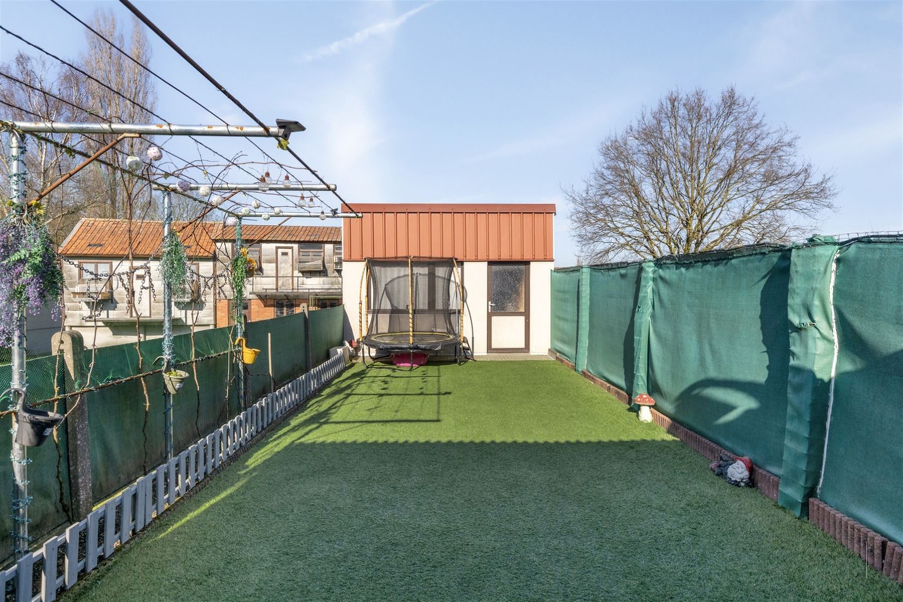 Eengezinswoning met 3 slaapkamers en stadstuin foto 16