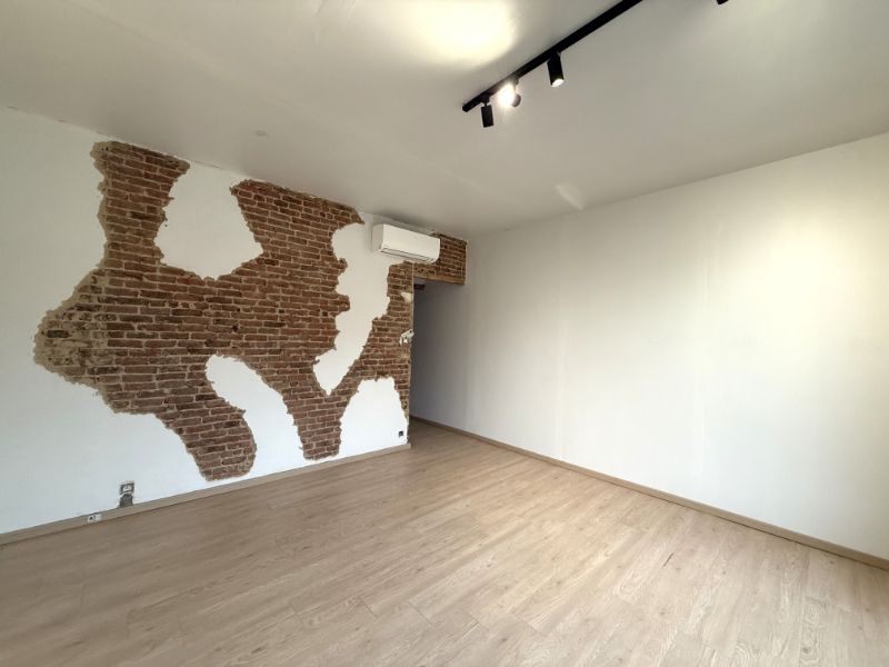 Handelspand of kantoor op toplocatie in de winkelstraat van Temse foto 13