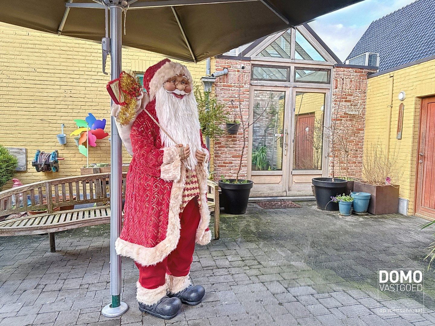 Unieke woning met handelsmogelijkheden in Kuringen foto 20