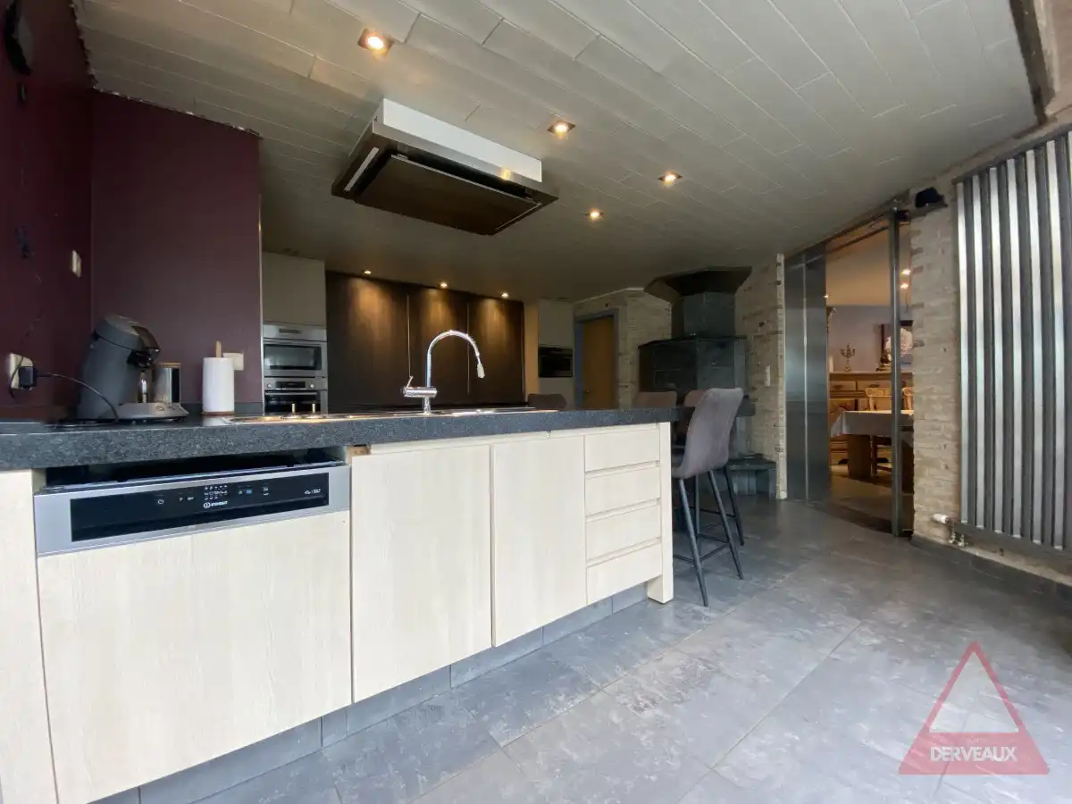 Hooglede – Open woning met loods, dubbele garage en lift op centrale ligging foto 9