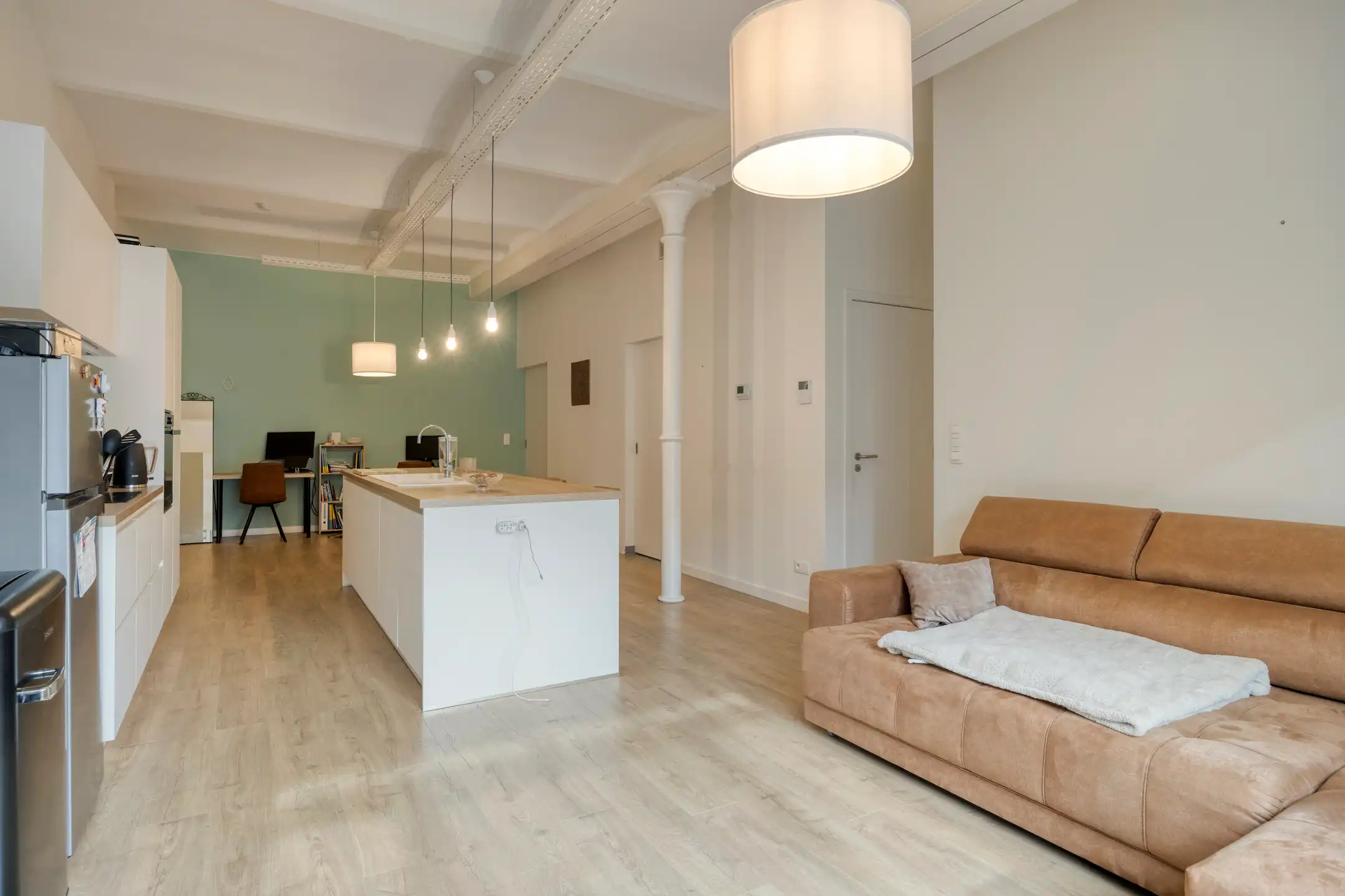 Lichtrijke loft in de historische Kantfabriek Vilvoorde foto 6