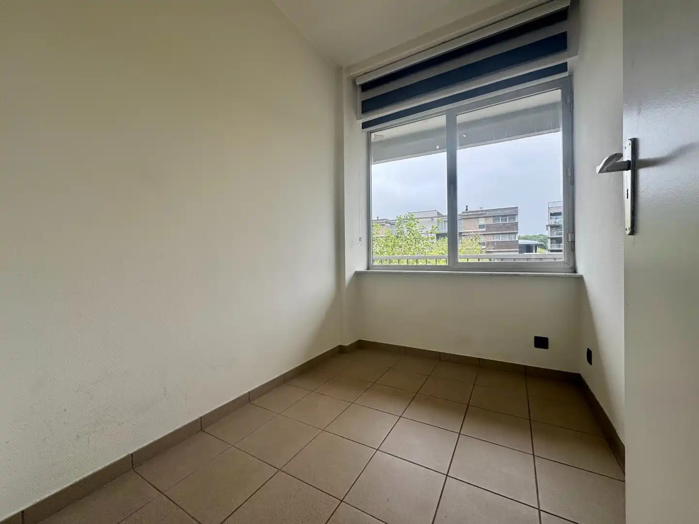 Appartement met 2 slaapkamers én garagebox te huur in Genk centrum! foto 8