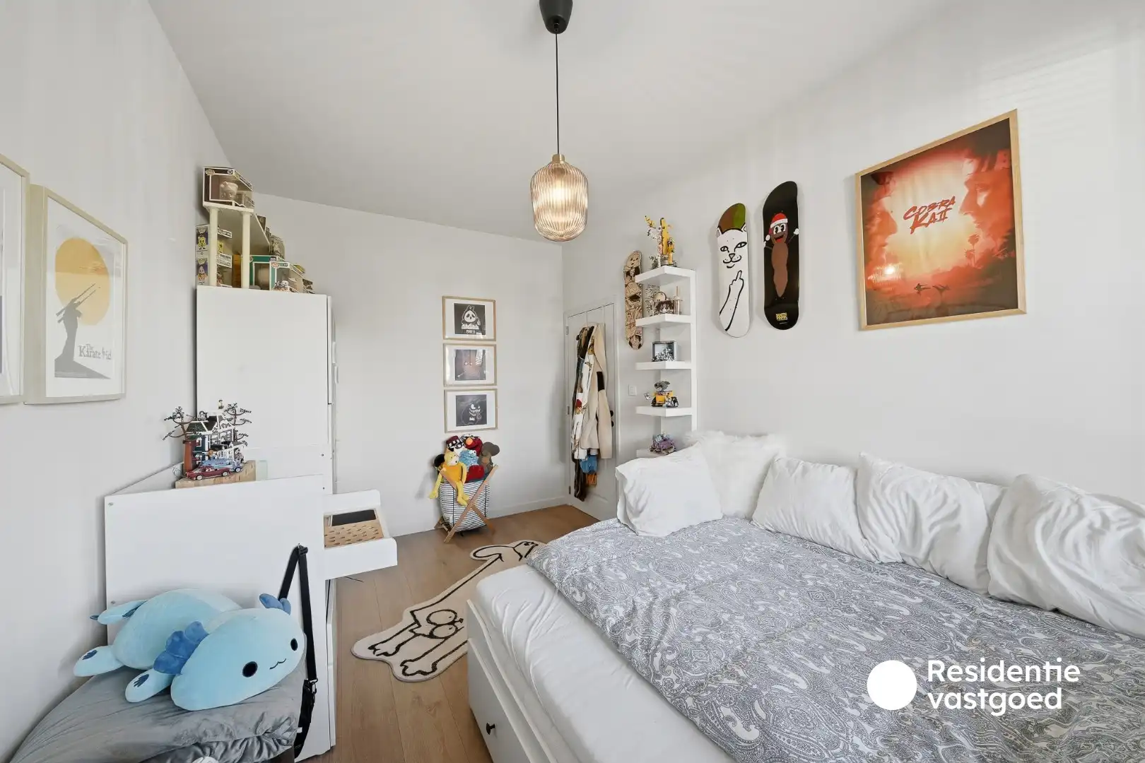 Instapklare woning met dubbele garage, 3 kamers en zongerichte buitenruimtes foto 19