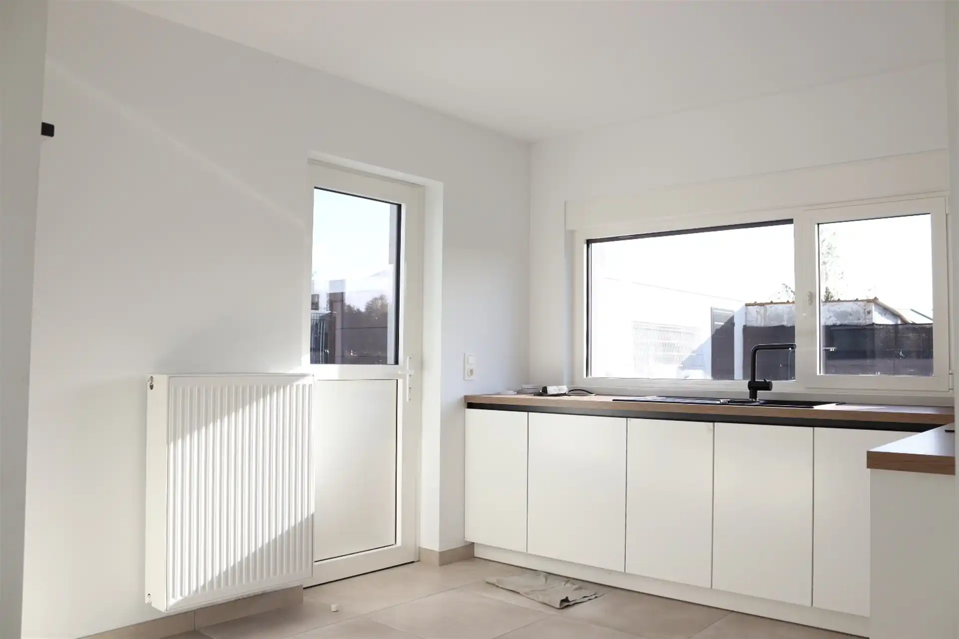 Gunstig gelegen ruime woning met garage en tuin.  foto 4