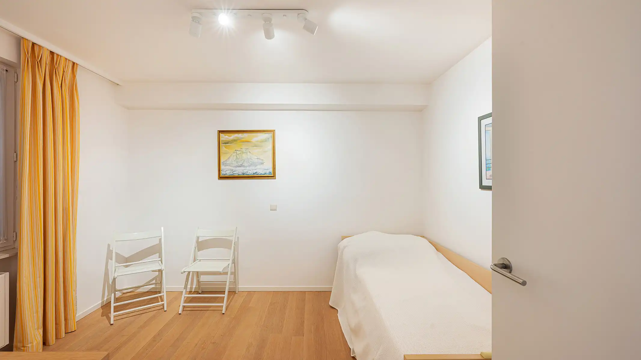 EXCLUSIEF: Ruim appartement met frontaal zeezicht foto 14