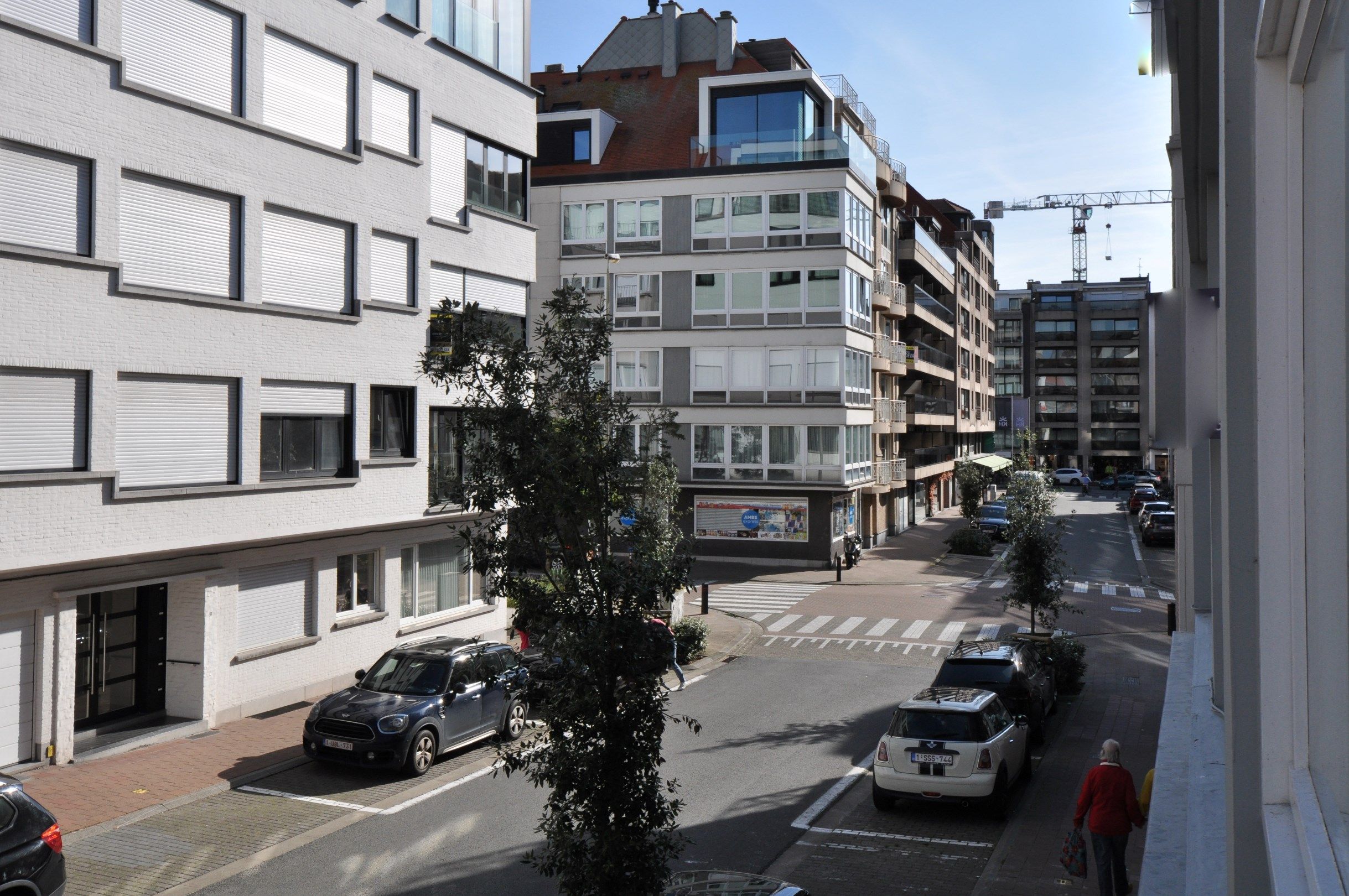 Centraal gelegen, instapklaar zonnig tweeslaapkamerappartement op enkele stappen van de zee en het commercieel centrum.  foto 5
