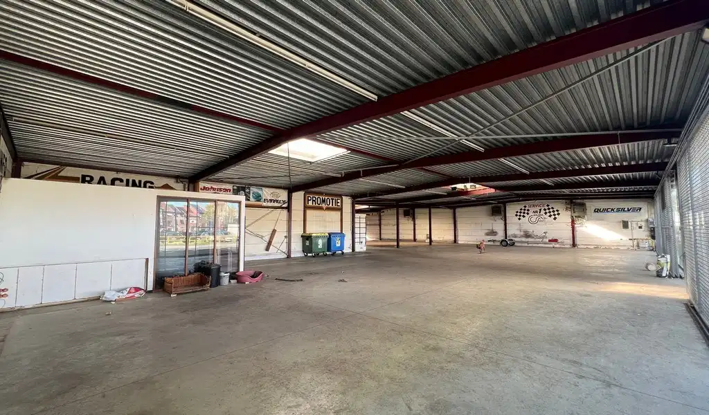 Pop-up winkel te huur vlakbij afrit E17 in Gentbrugge foto 7