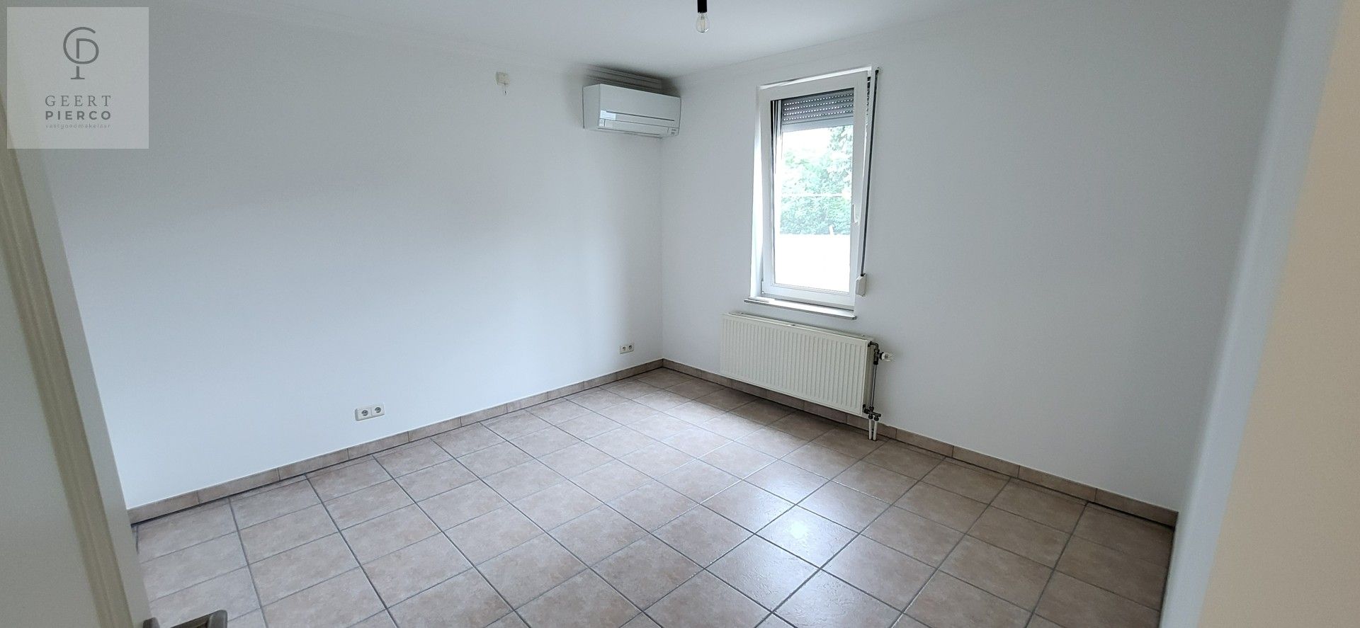 Volledig gerenoveerd stadsappartement hartje Landen foto 10