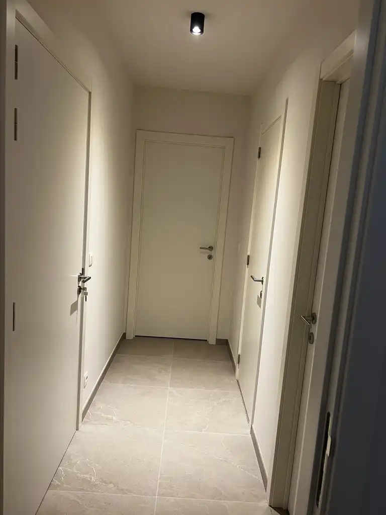 Prachtig gelijkvloers appartement met 1 slpk en terras foto 6