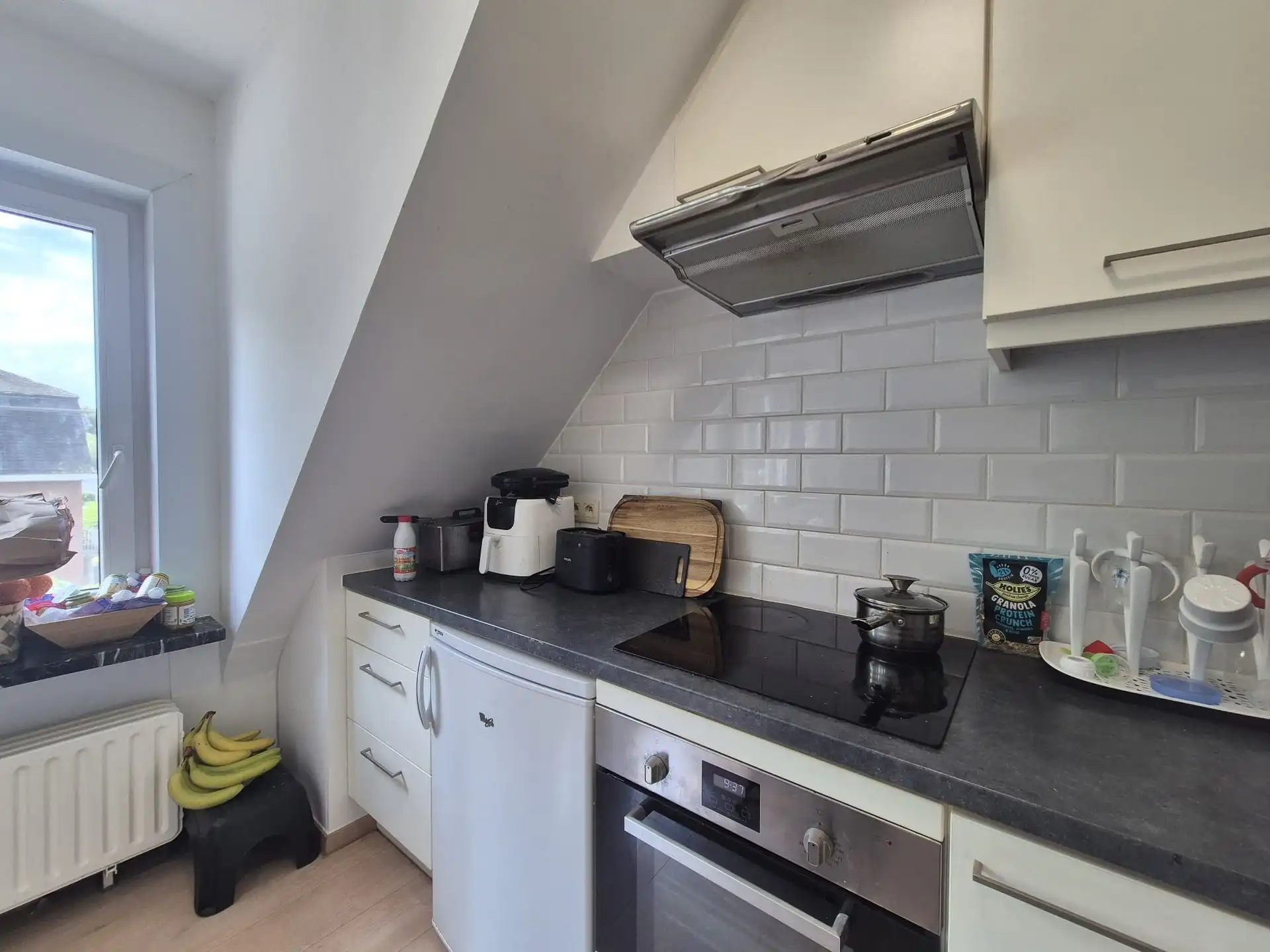 Mooi en rustig gelegen instapklaar appartement met zongericht terras en garage. foto 9