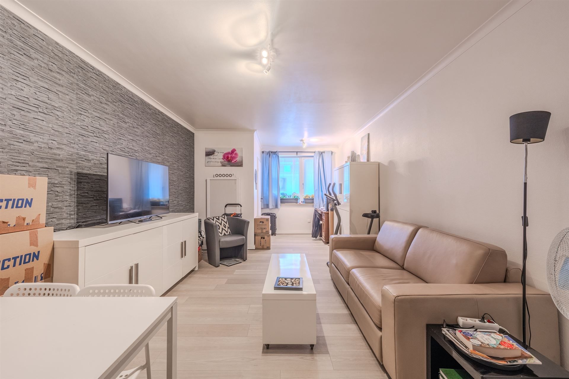 handelspand met woonst foto 22