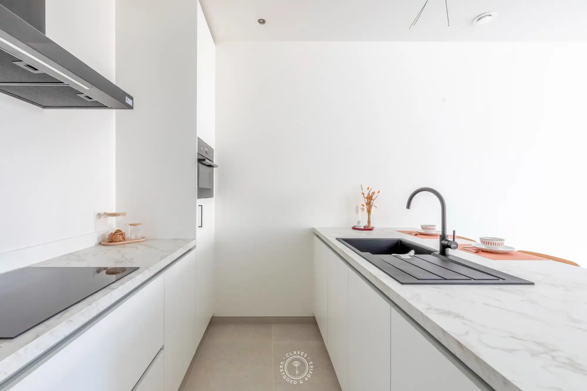 Deluxe drieslaapkamerappartement met privatieve tuin foto 4