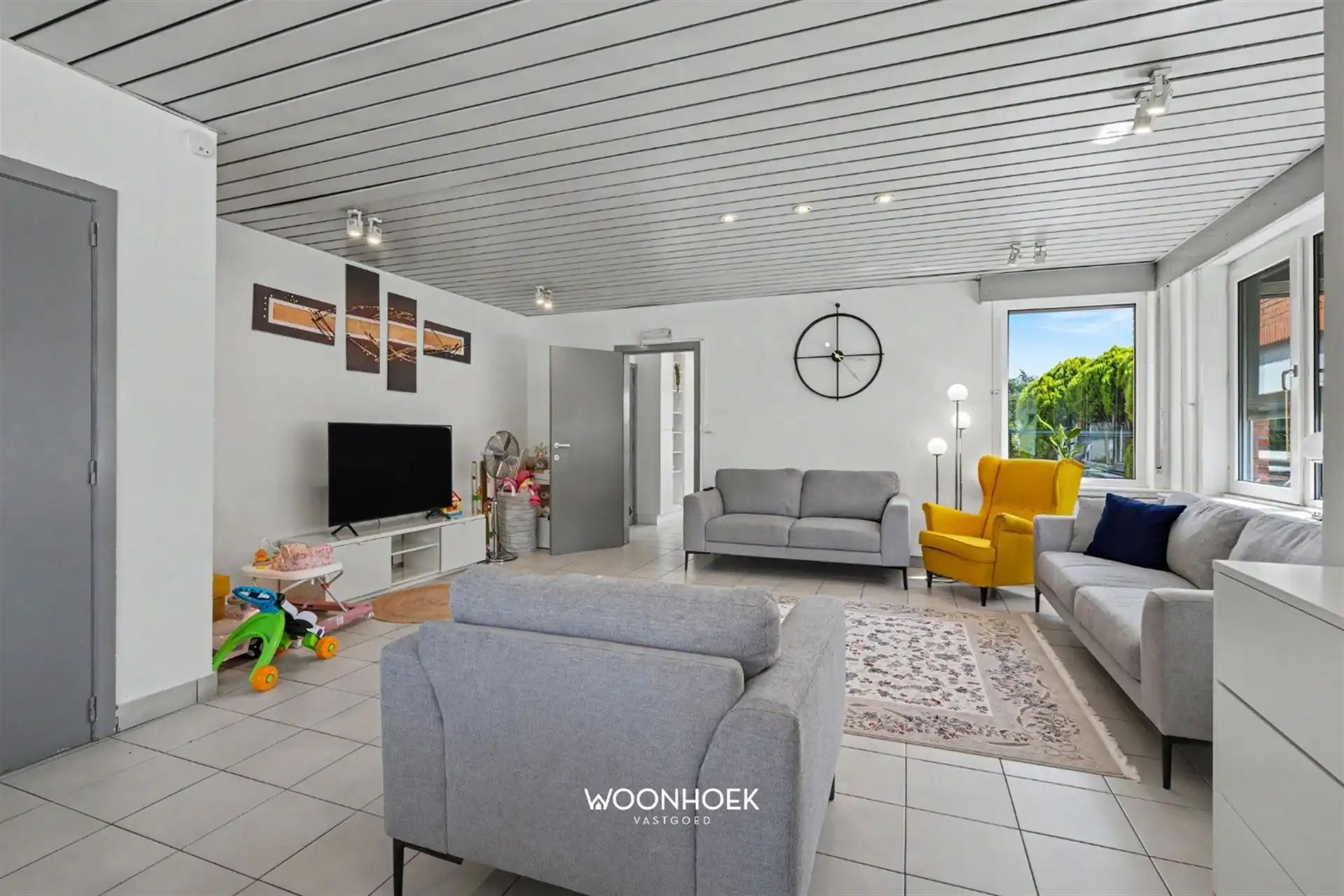 Riante woning met 3 slaapkamers in groene omgeving foto 3