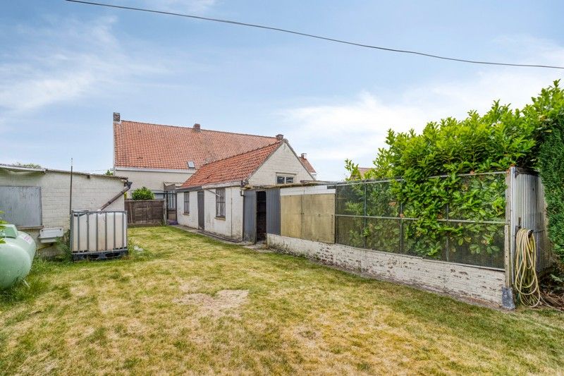 Landelijk gelegen te renoveren woning TE KOOP in Dentergem! foto 34