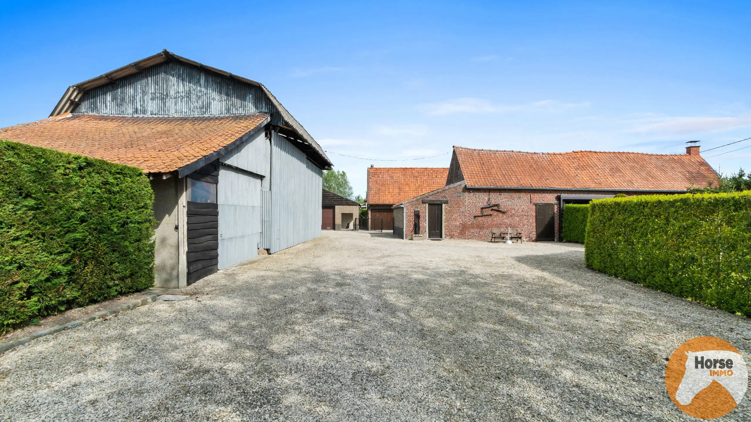RONSE - Charmante hoeve op 1,16 ha met bijgebouw foto 32