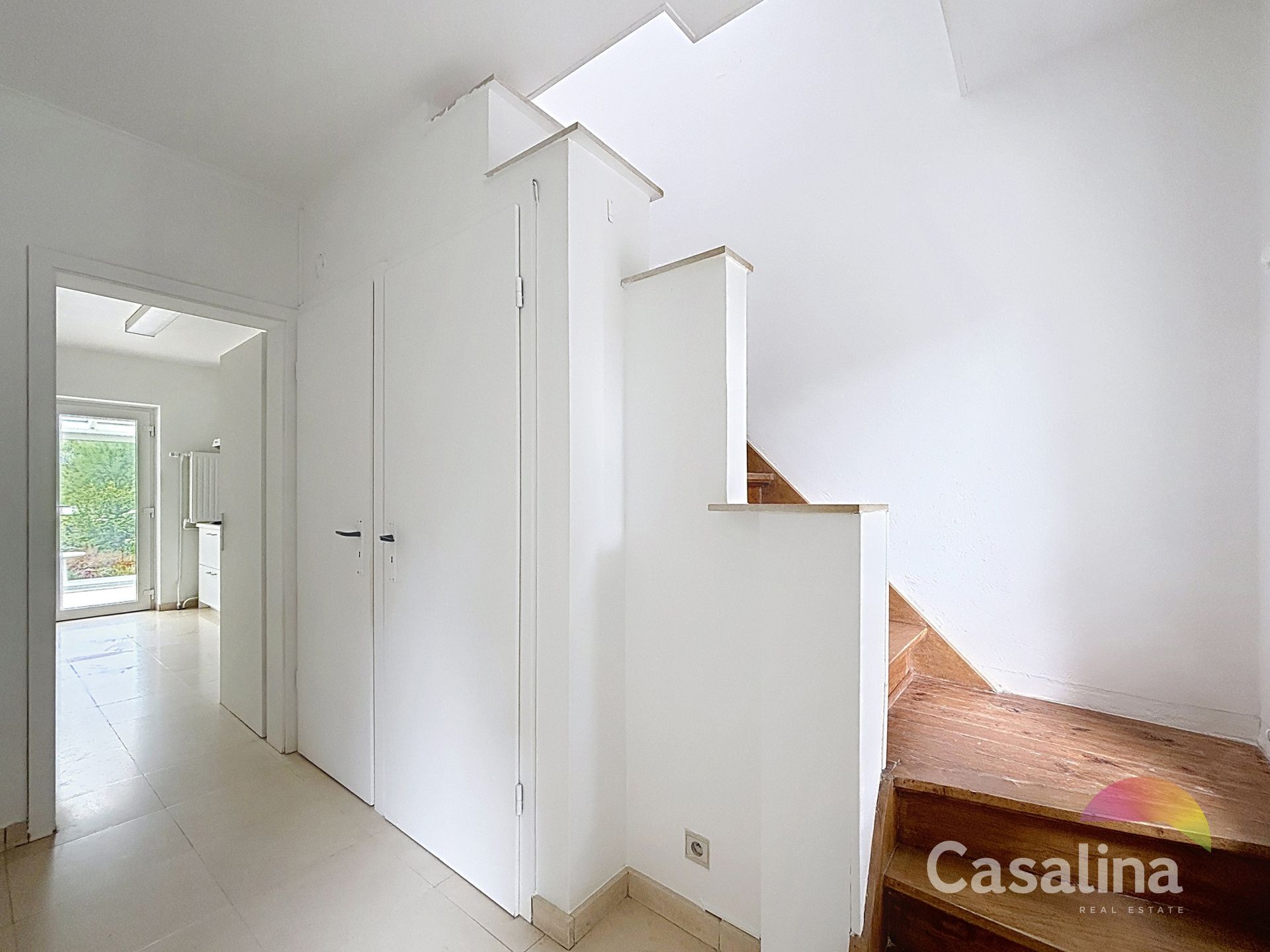Vier gevel woning met tuin te huur  foto 7