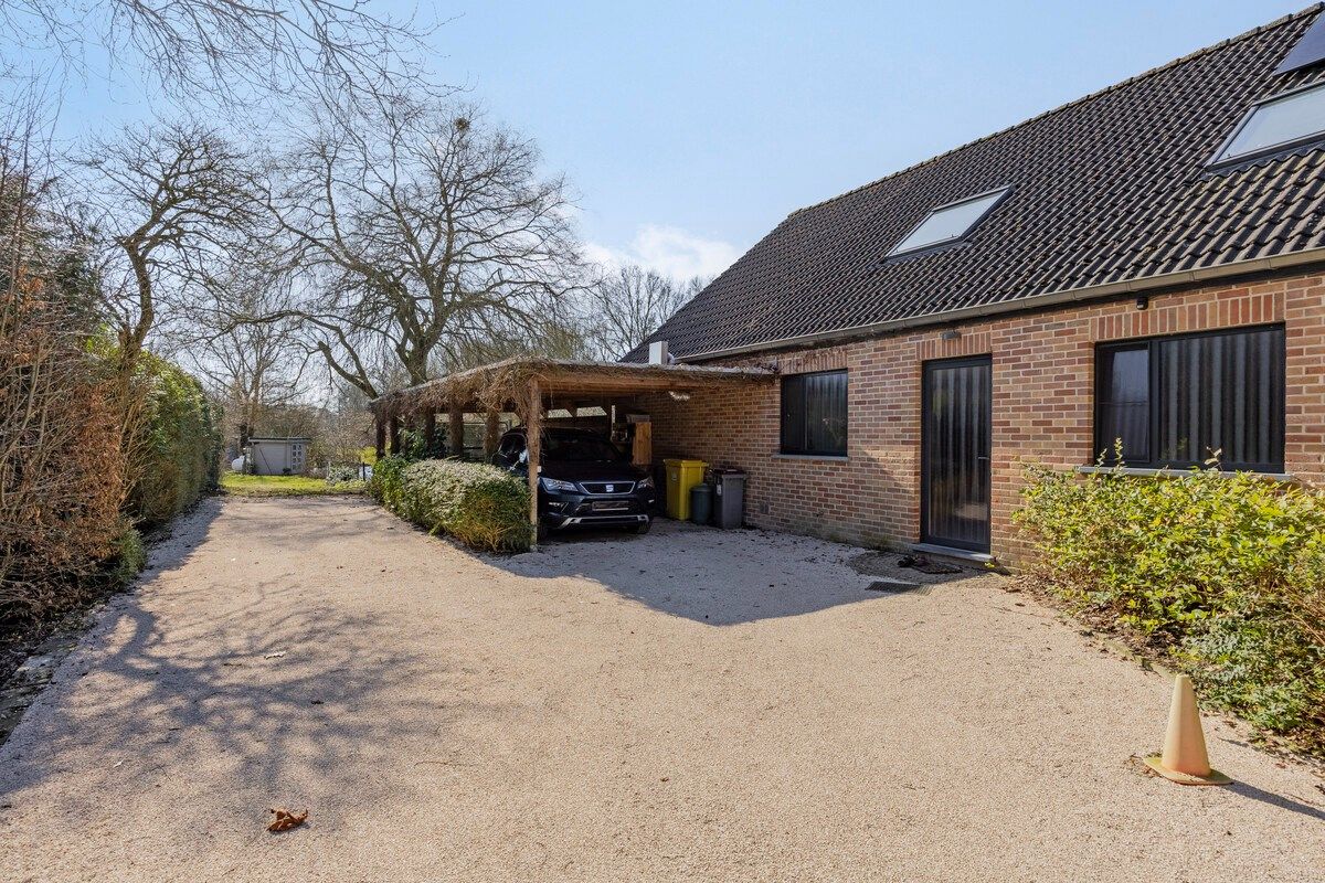 Goed onderhouden ruim ingedeelde woning op 11.725 m². foto 30