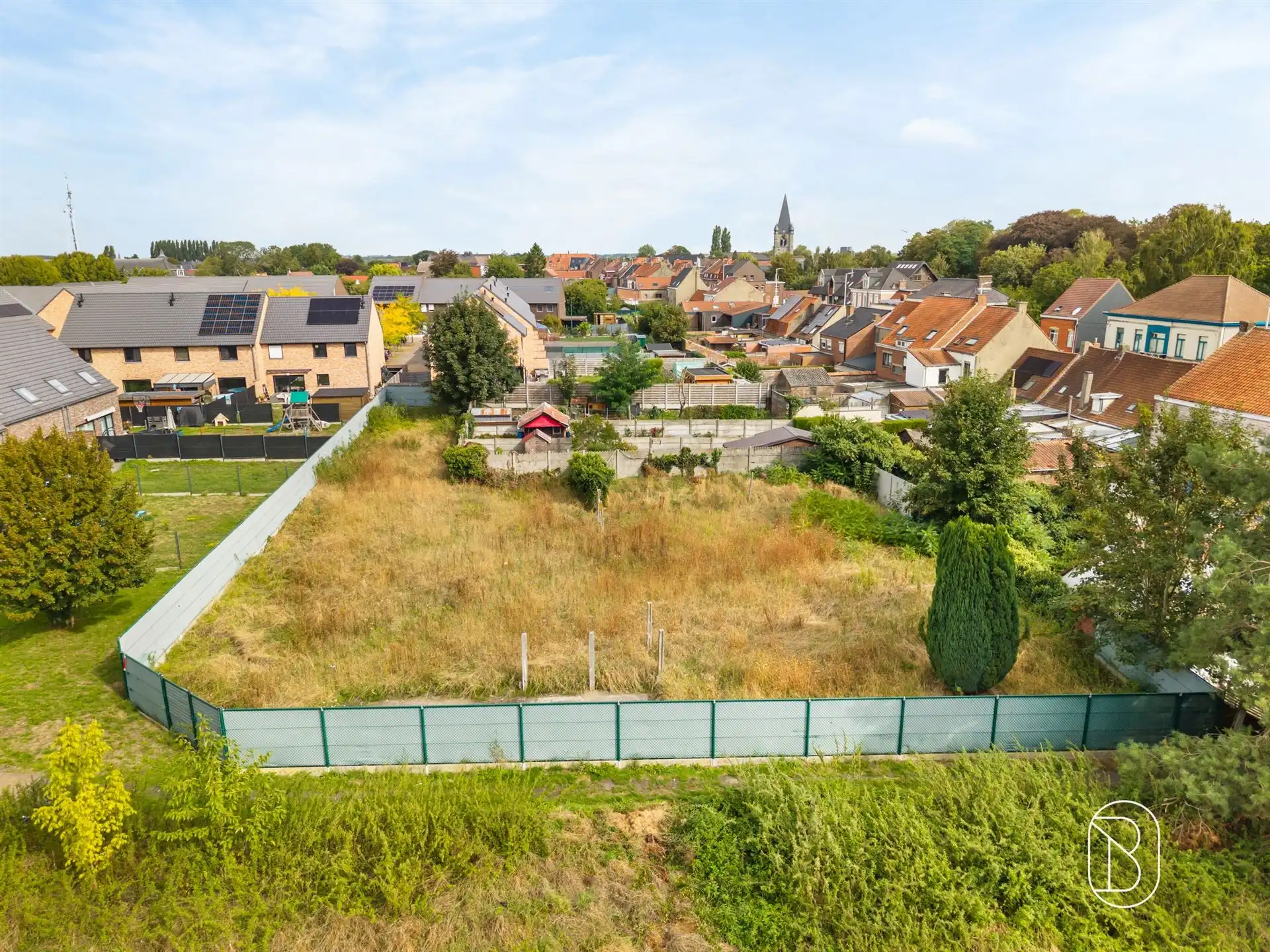 Bouwgrond met veel potentieel in Pecq foto 2