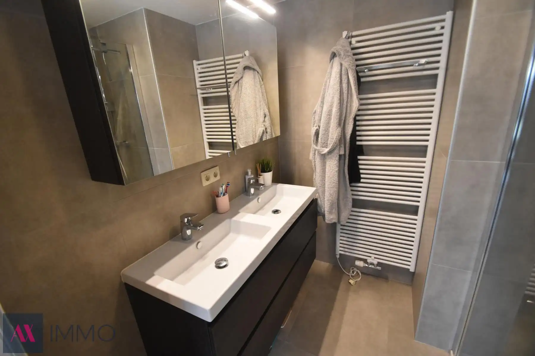 Recent, modern, energiezuinig 1 slpk.-appartement met terras, tuin en autostplts. Vrij vanaf 01/05/2026 foto 8