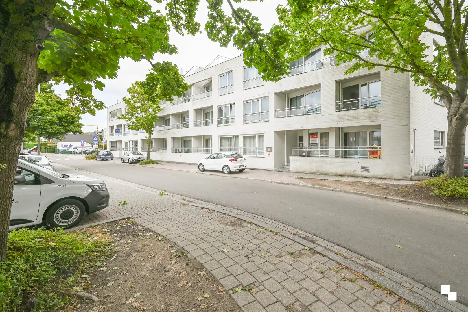 éénslaapkamerappartement in centrum Waregem foto 14