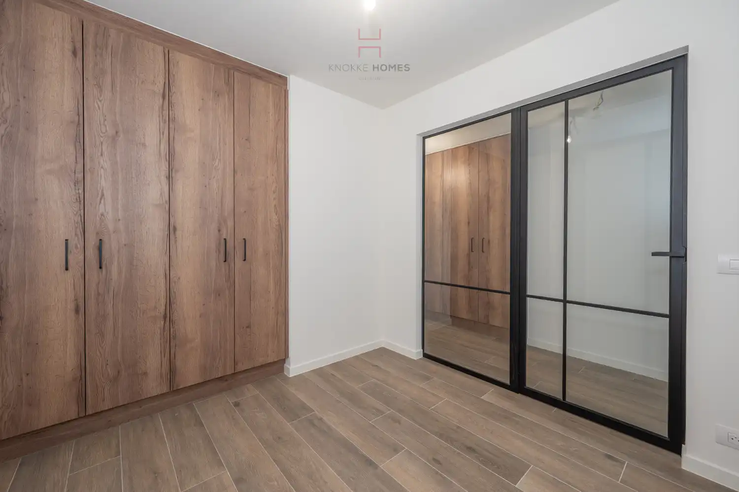 Instapklaar nieuwbouw appartement op de Zeedijk te Albertstrand foto 11