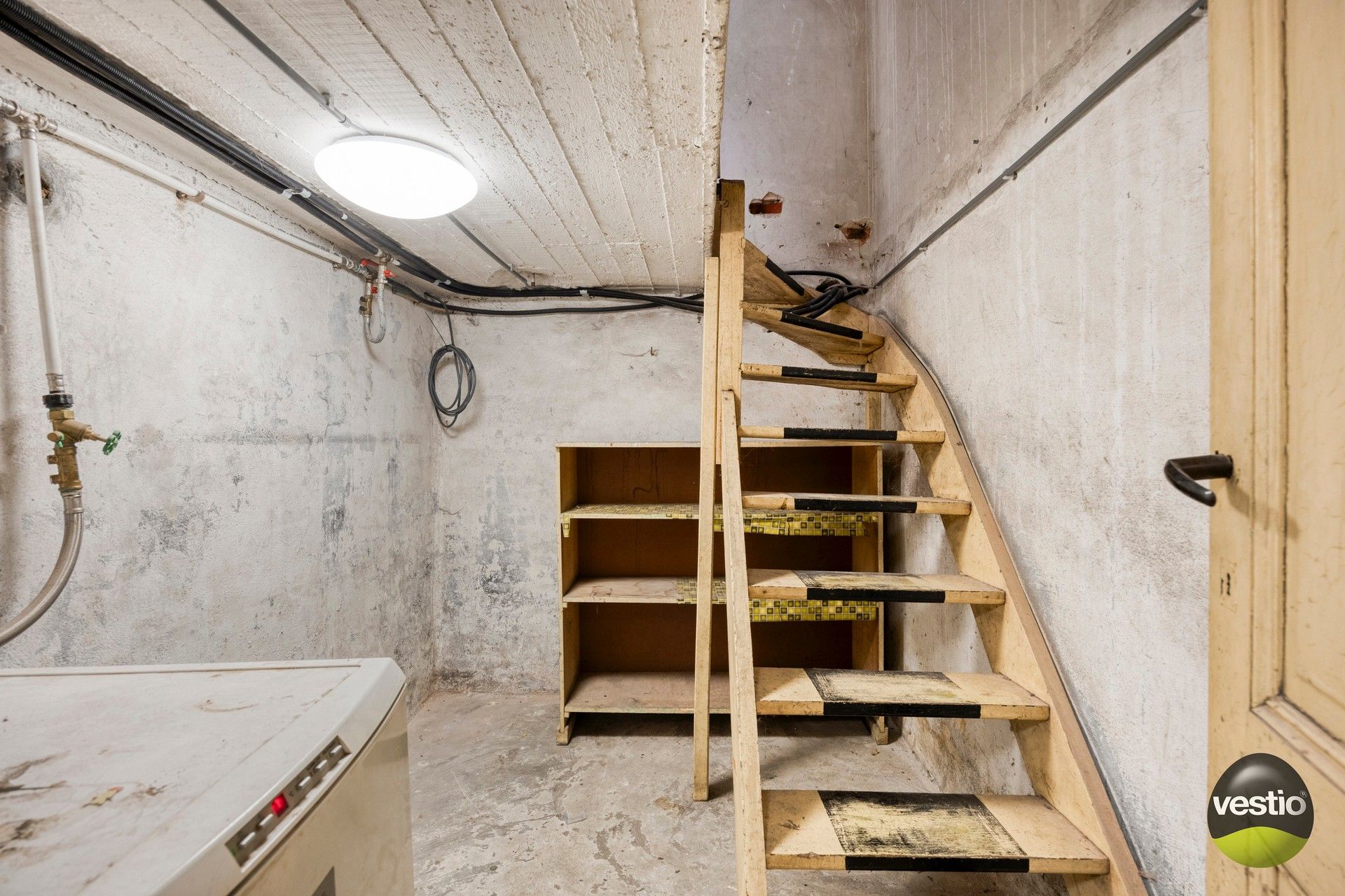 Charmante, gerenoveerde stadswoning op toplocatie in de Bosstraat. foto 24