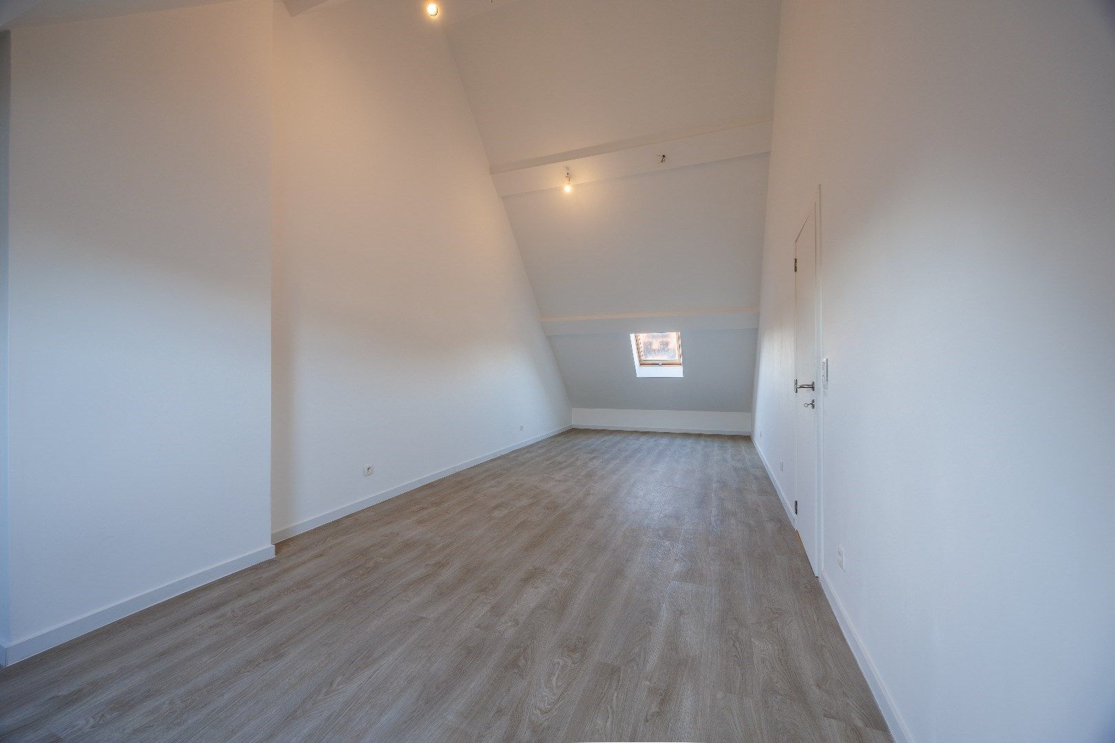 Ruim (vakantie)huis: 6 slpk - 2 badk - 2 garages foto 22