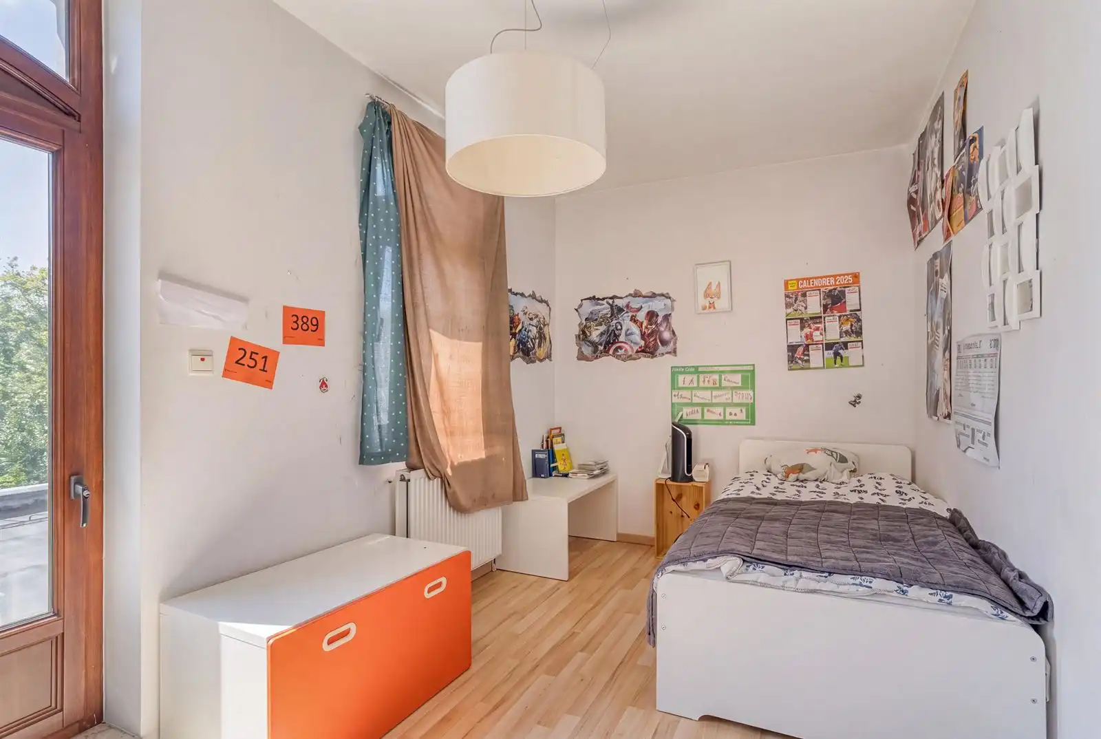 Ruime woning met 5 slaapkamers,tuin en garage foto 25