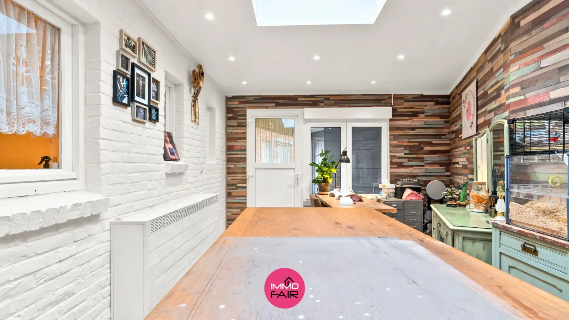 Gezinswoning met authentieke elementen in centrum Lanaken! foto 6