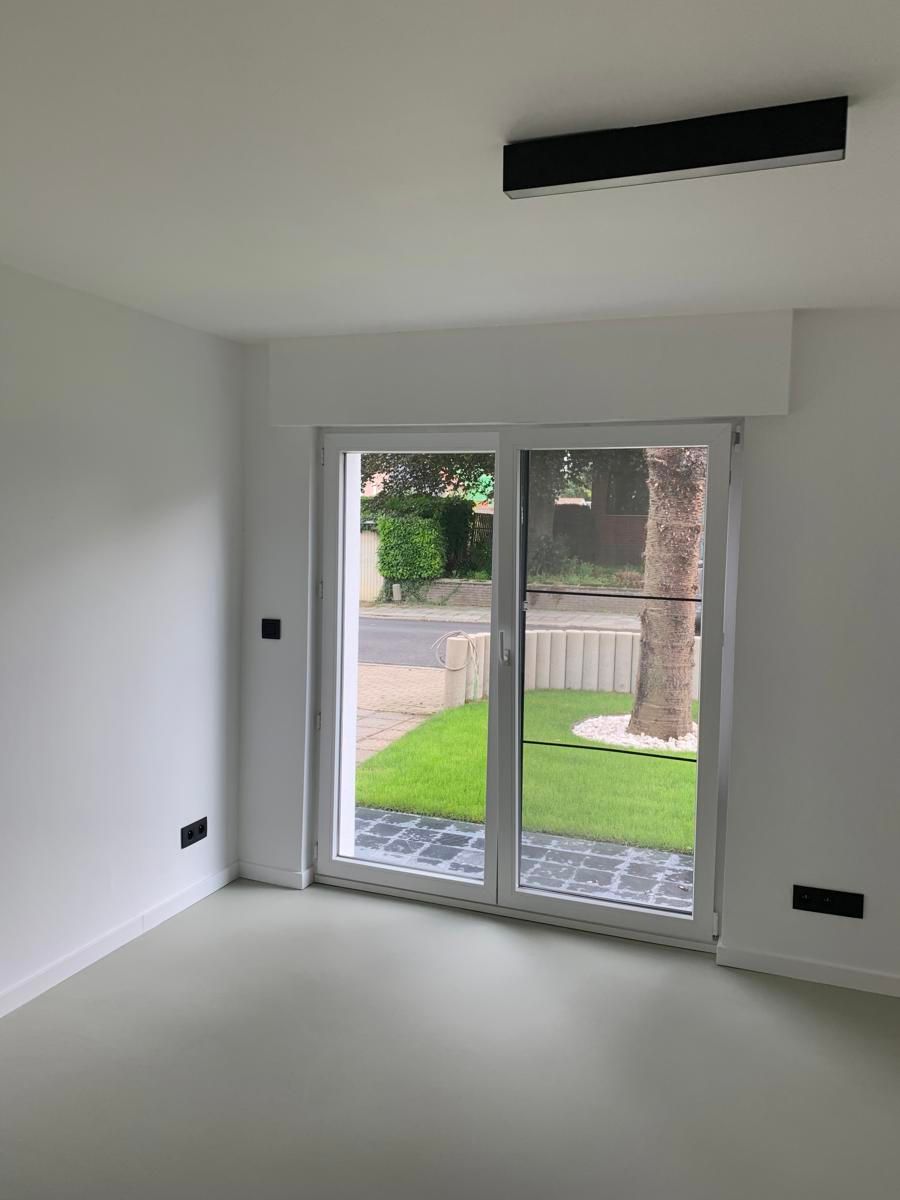 Prachtig gerenoveerde 4 kamers villa met TUIN foto 10