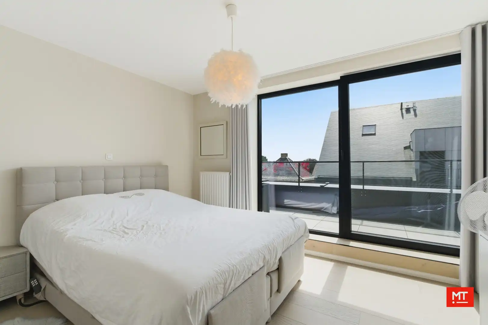 Modern, instapklaar appartement met 2 slpk en zonnig terras in centrum Zonnebeke foto 10