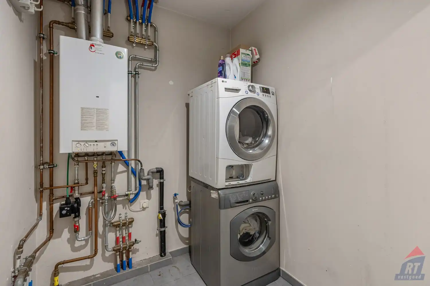 Ruime duplex met 2 slaapkamers, 2 terrassen en autostaanplaats op topligging in Sint-Truiden foto 8