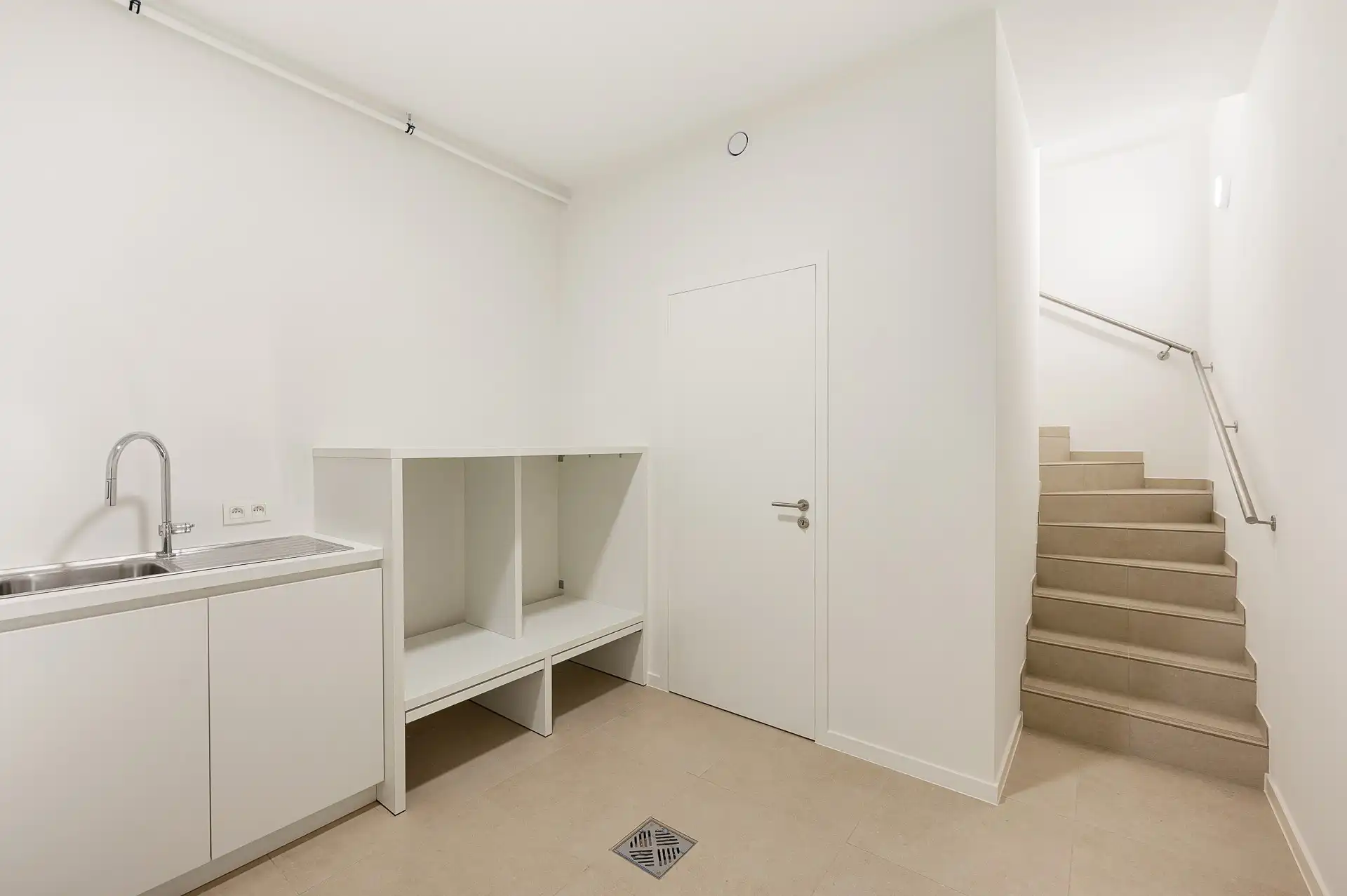 Architecturale BEN-woning met uitzonderlijke leefruimte en zonovergoten terrassen foto 30