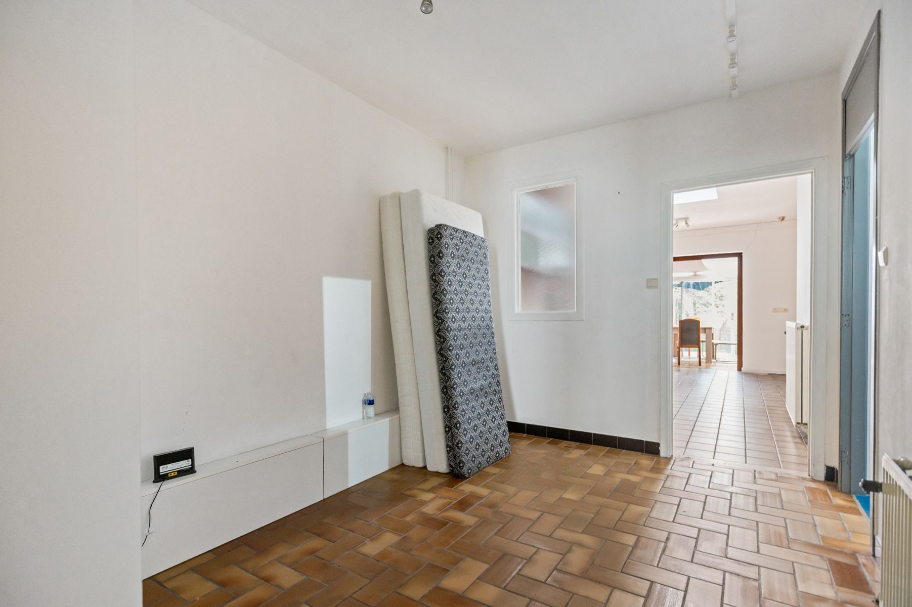 Handelshuis met tuin en stabiele huuropbrengst te koop foto 5