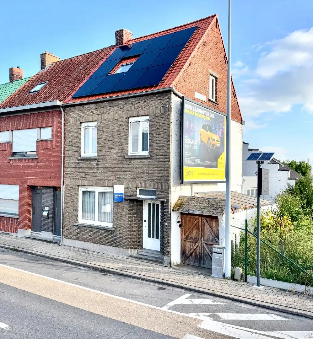 Hedendaagse woning met 5slks, tuin, vernieuwd dak, zonnepanelen,.. foto 2