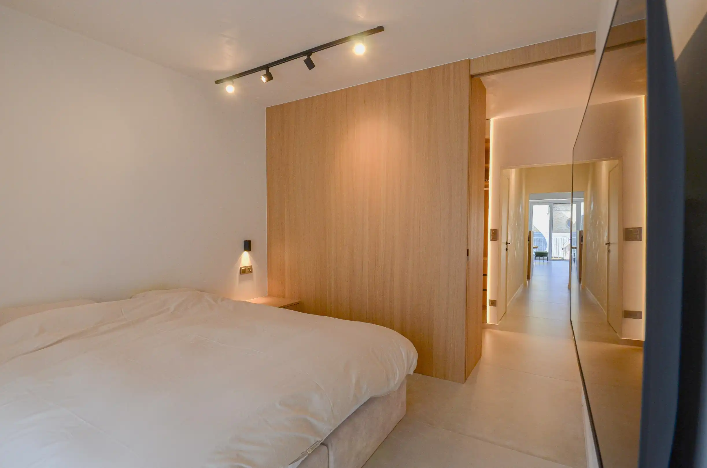 Stijlvol appartement met een open zicht gelegen nabij de Dumortierlaan. foto 15