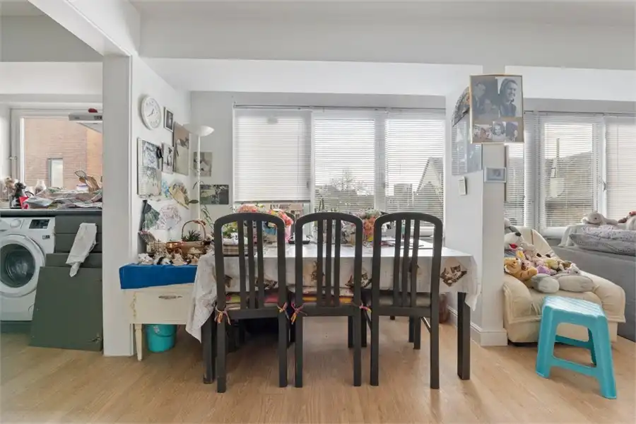 VERHUURD 2 SLK APPARTEMENT IN HET CENTRUM VAN SINT-TRUIDEN foto 11