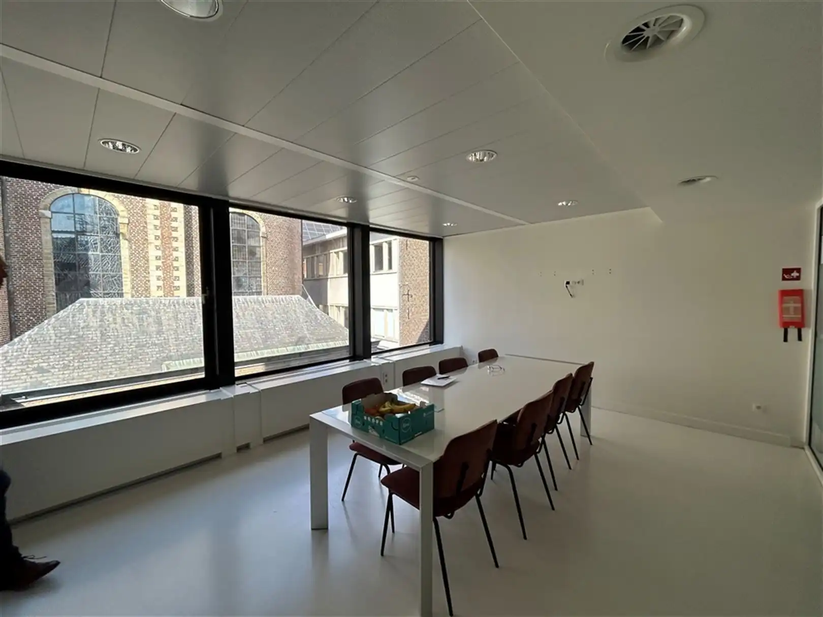 Kantoorgebouw foto 14
