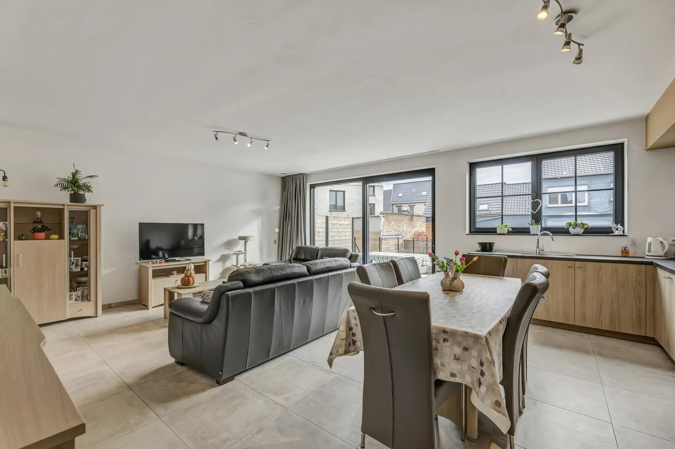 Nieuwbouwwoning onder registratie te koop te Denderleeuw  foto 7